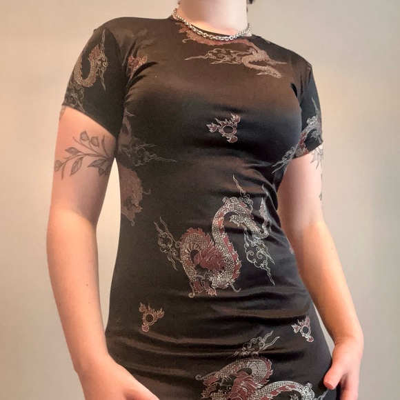 le chateau Dresses & Skirts - Le Château 90s dragon print dress